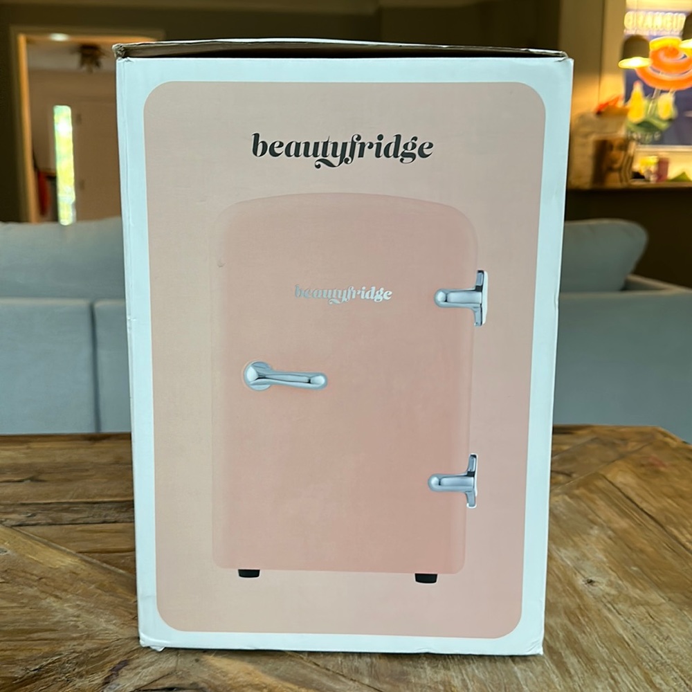 Pretty Peach Beautyfridge